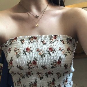 White floral ribbed tube top